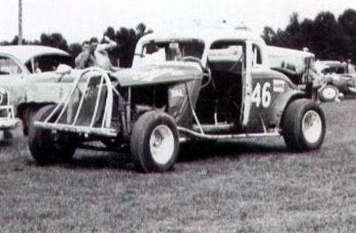 Whittemore Speedway - 1966 16 Rick Zettle 46 Bob Kingen From Ron Hourigan (newer photo)